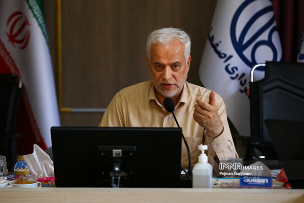 غیر حضوری شدن ۹۰ درصد خدمات شهرداری تا پایان سال/ سفره رویههای غلط باید جمع شود