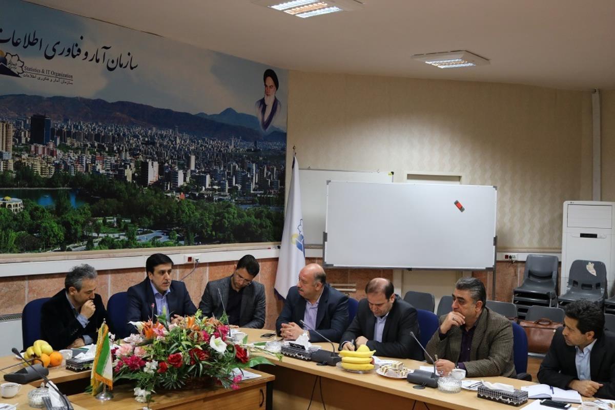 توسعه سیستم های یکپارچه شهری و حل مشکلات موجود تبریز، مورد بررسی قرار گرفت